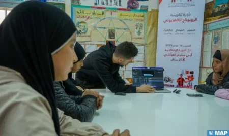 الريش..تنظيم ورشات حول مراحل إنتاج الربورتاج المصور
