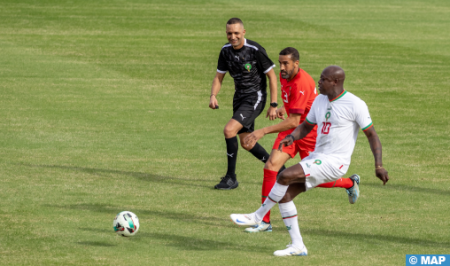 جوائز الكاف..مباراة استعراضية في كرة القدم بمشاركة نجوم مغاربة وأفارقة سابقين بمراكش