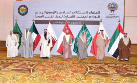 المجلس الوزاري الخليجي يحث السوريين على التمسك بوحدتهم