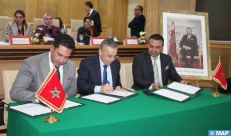 وجدة .. مجلس جهة الشرق يصادق على اتفاقيات شراكة في عدة مجالات