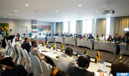 المركز الإسلامي يدعو إلى تعزيز التعاون التجاري البيني لمنظمة التعاون الإسلامي