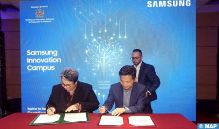 الرباط تحالف وزارة التربية الوطنية مع "سامسونغ" لتعزيز التحول الرقمي في التعليم