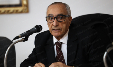 طريق الوحدة..نموذج يحتذى في العمل التطوعي الوطني