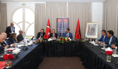 المغرب وتركيا يؤكدان إرادتهما لتعزيز التعاون الاقتصادي والاستثمارات المشتركة