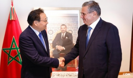 الانتقال الطاقي محور لقاء بين رئيس الحكومة المغربي ومسؤولين صينيين لتعزيز الشراكة الاقتصادية الانتقال الطاقي محور لقاء بين رئيس الحكومة المغربي ومسؤولين صينيين لتعزيز الشراكة الاقتصادية