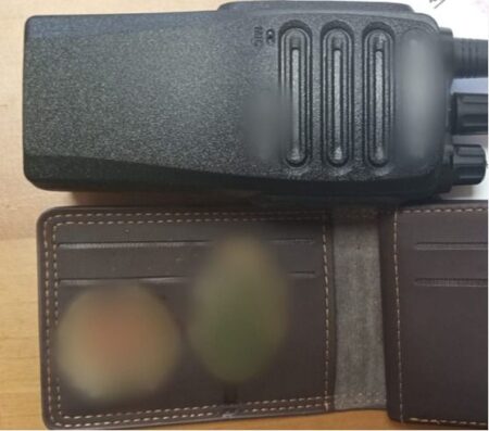 توقيف شخصين بتهمة انتحال صفة موظفي شرطة وسرقة المواطنين بطنجة توقيف شخصين بتهمة انتحال صفة موظفي شرطة وسرقة المواطنين بطنجة