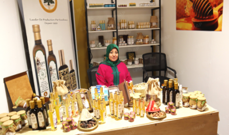 وكالة التنمية الفلاحية تدعم الترويج والتسويق للمنتجات المجالية وتعزز قدرات التعاونيات المنتجة للتمور وكالة التنمية الفلاحية تدعم الترويج والتسويق للمنتجات المجالية وتعزز قدرات التعاونيات المنتجة للتمور