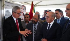 وزير الفلاحة يتفقد مشروع التهيئة الهيدروفلاحية لنقل مياه الفيض بوادي اغريس إلى ضاية مرزوكة