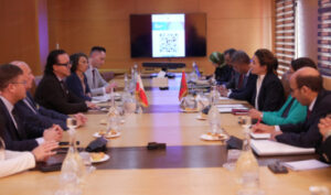 المغرب وبولندا يؤكدان عزمهما على تعزيز التعاون في مجالات الطاقة والتنمية المستدامة