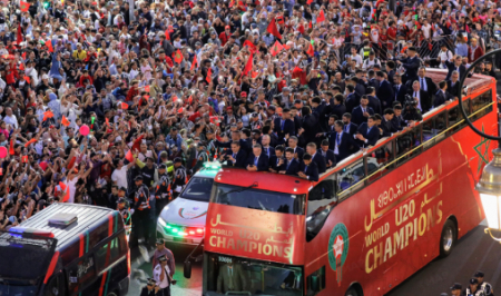 استقبال أسطوري لمنتخب أشبال الأطلس بعد تتويجهم بكأس العالم لأقل من 20 سنة استقبال أسطوري لمنتخب أشبال الأطلس بعد تتويجهم بكأس العالم لأقل من 20 سنة