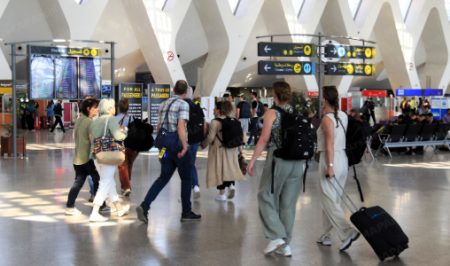 المغرب ضمن أبرز الوجهات الجوية من فرنسا مع نحو 9 ملايين مسافر سنوياً المغرب ضمن أبرز الوجهات الجوية من فرنسا مع نحو 9 ملايين مسافر سنوياً