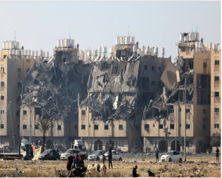 غارات إسرائيلية عنيفة على خان يونس رغم إعلان وقف إطلاق النار