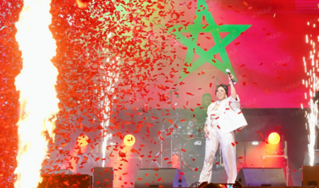 كلميم تحتفي بالذكرى الخمسين للمسيرة الخضراء بحفل فني استثنائي كلميم تحتفي بالذكرى الخمسين للمسيرة الخضراء بحفل فني استثنائي