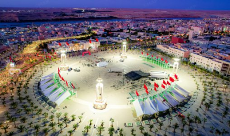 العيون تتألق في الذكرى الخمسين للمسيرة الخضراء العيون تتألق في الذكرى الخمسين للمسيرة الخضراء