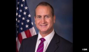 عضو الكونغرس الأمريكي يشيد بقيادة جلالة الملك ويؤكد دعم واشنطن لمغربية الصحراء