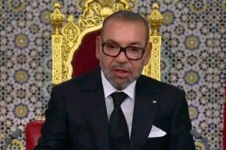 الملك يقرر جعل 31 أكتوبر عيدا وطنيا تحت إسم “عيد الوحدة “ الملك يقرر جعل 31 أكتوبر عيدا وطنيا تحت إسم "عيد الوحدة "