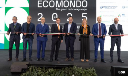 أكثر من 2500 مشارك في الدورة الرابعة عشرة للملتقى العام للاقتصاد الأخضر بإيطاليا أكثر من 2500 مشارك في الدورة الرابعة عشرة للملتقى العام للاقتصاد الأخضر بإيطاليا