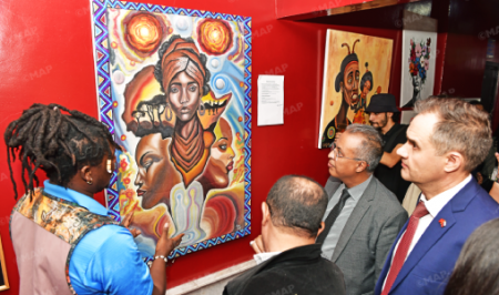 الدار البيضاء تحتفي بالإبداع الإفريقي في النسخة الثالثة من ملتقى الفن الإفريقي الدار البيضاء تحتفي بالإبداع الإفريقي في النسخة الثالثة من ملتقى الفن الإفريقي