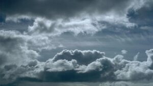 تغيرات جوية مرتقبة اليوم الأحد بعدد من مناطق المملكة