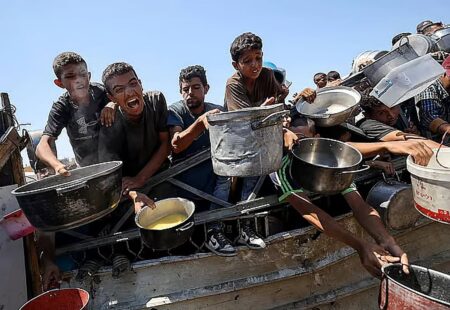 الصحة العالمية.. التقدم في مواجهة المجاعة بغزة هش وسوء التغذية يهدد آلاف الأطفال