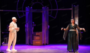 شيشاوة تحتفي بالمسرح وتكرم رواد الخشبة