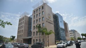 تباطؤ طفيف في النمو الاقتصادي