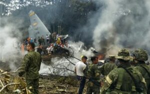 تحطم طائرة عسكرية يخلّف قتلى