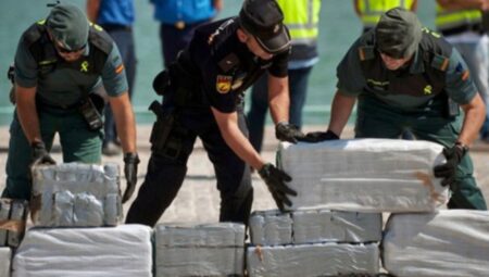 تفكيك شبكة دولية لتهريب المخدرات بين المغرب وإسبانيا تفكيك شبكة دولية لتهريب المخدرات بين المغرب وإسبانيا