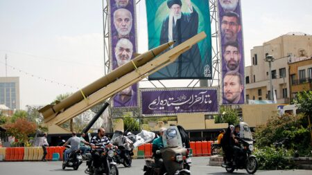 إيران تكسر هيبة واشنطن وتربك تل أبيب