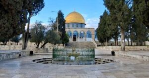 إعادة فتح الأقصى بعد 40 يوما من الإغلاق