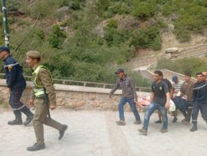 أقشور..تضامن مغربي يبهر العالم في إنقاذ سائحة أمريكية"