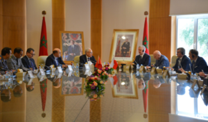 لوديي يبحث مع مسؤول بولوني توسيع التعاون الدفاعي