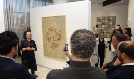 نادية لزرق.. الفن يتجاوز الصمت