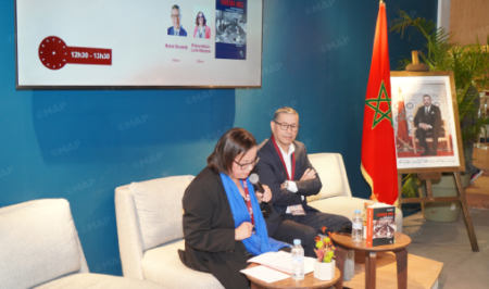 تقديم كتاب حول نهاية الاستعمار الإسباني بالصحراء