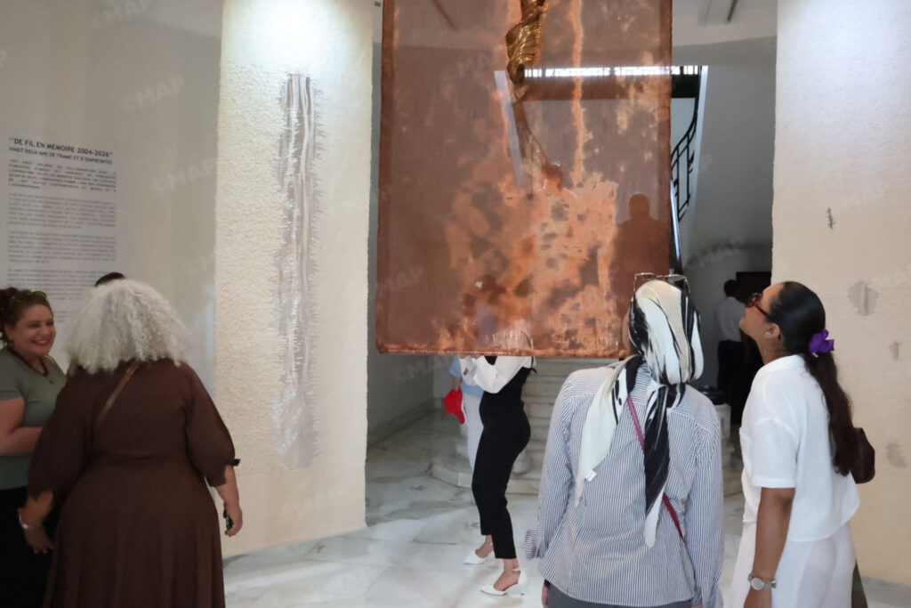معرض بالدار البيضاء يحتفي بفن النسيج