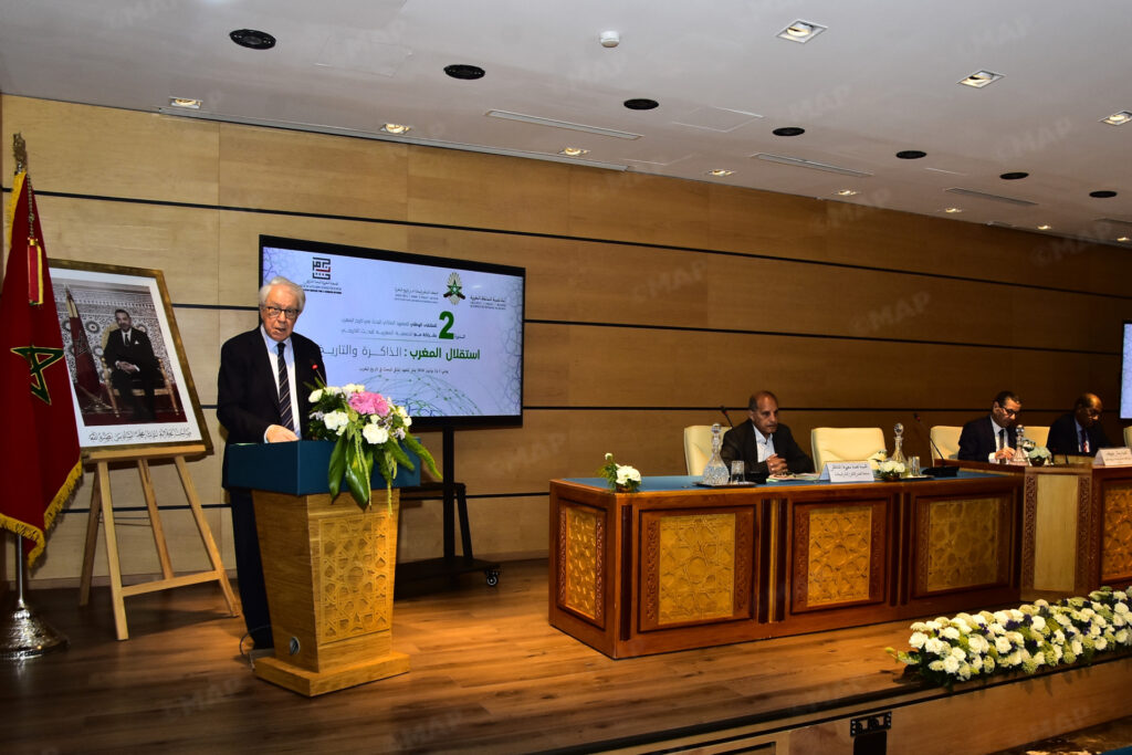 استقلال المغرب بين الذاكرة والتاريخ استقلال المغرب بين الذاكرة والتاريخ