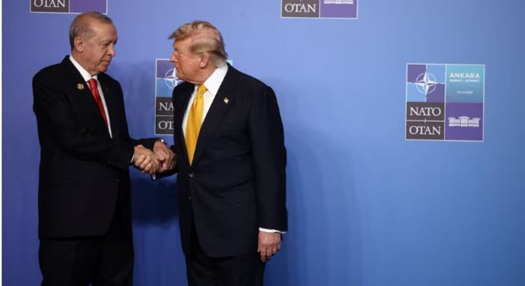 أردوغان يشيد بموقف ترامب تجاه إيران أردوغان يشيد بموقف ترامب تجاه إيران