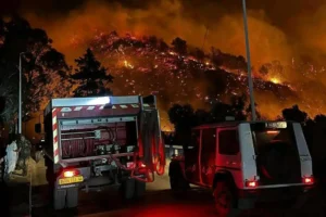 حرائق الجزائر تعيد الجدل حول الدعم المغربي
