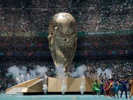 مونديال 2026.. مكاسب رمزية وأسئلة اقتصادية