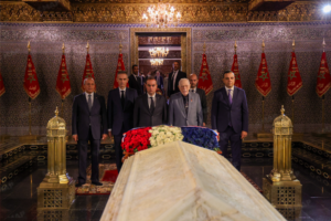 لوكورنو يزور ضريح محمد الخامس