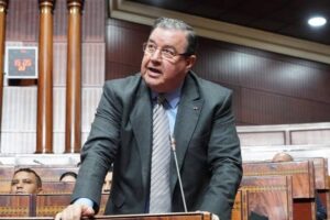 السنتيسي..المضاربون والرسوم يفاقمون غلاء المعيشة