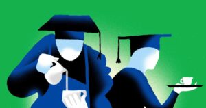43% من خريجي الجامعات يعملون دون مؤهلاتهم