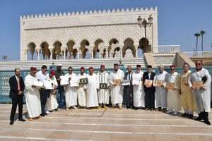 وفد رفيع المستوى برئاسة نقيب الشرفاء الأدارسة يترحم على روحي جلالتي المغفور لهما محمد الخامس والحسن الثاني