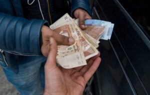 معضلة "الكاش" بالمغرب..مستويات قياسية للسيولة تتحدى مسار الرقمنة