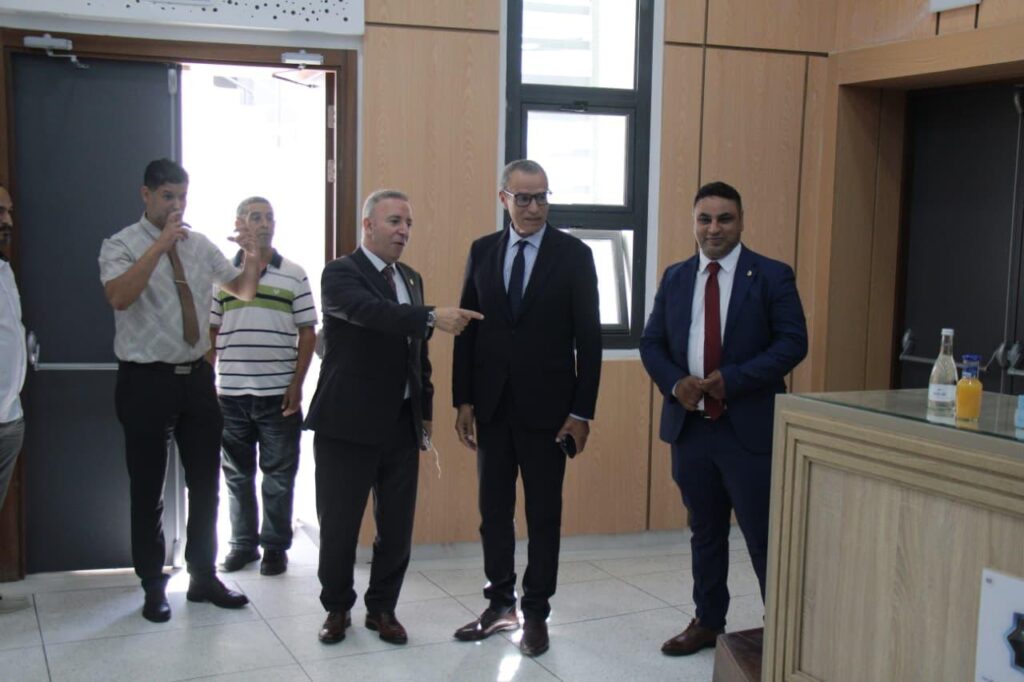 في زيارة ميدانية مفاجئة..رئيس جامعة عبد المالك السعدي يتفقد مرافق كلية الحقوق بطنجة