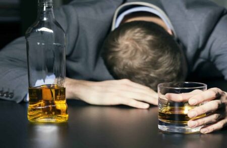 عواقب شرب الكحول على الصحة والمجتمع