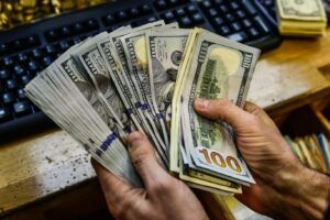شبح ارتفاع أسعار النفط يهدد احتياطيات المغرب من النقد الأجنبي